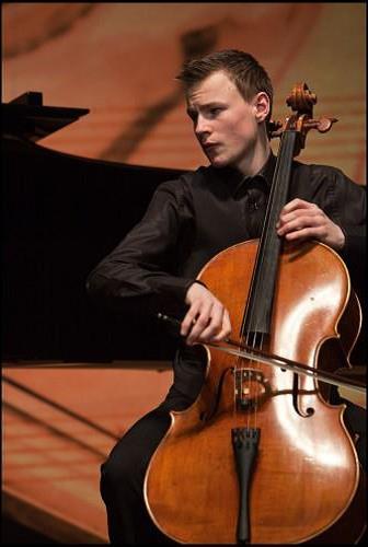 Concertagenda - melle-de-vries-cello.jpg